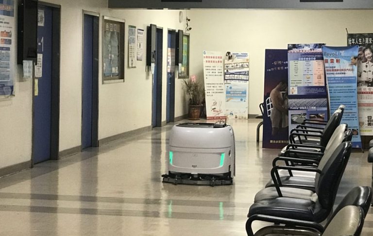Reinigungsroboter im Krankenhaus